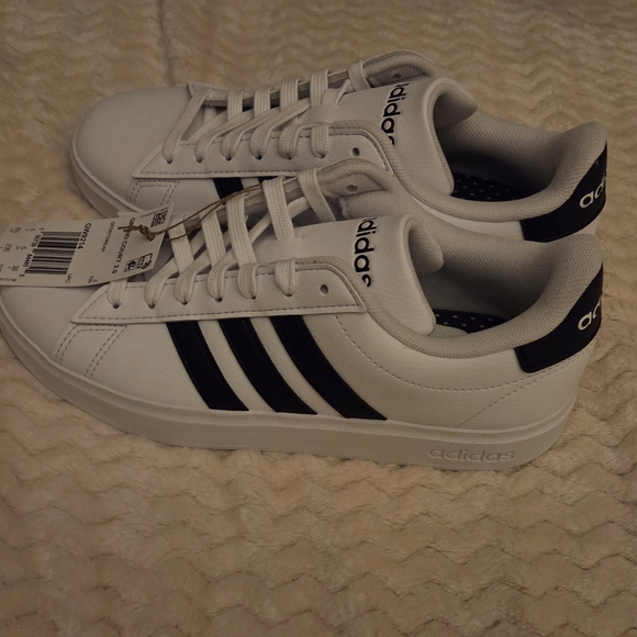 Adidas Men's Grand Court 2.0 White Black Sneakers - Picture 3 of 3